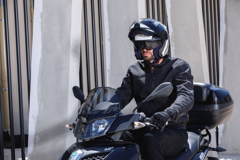 Cascos abatibles RT de Astone Helmets