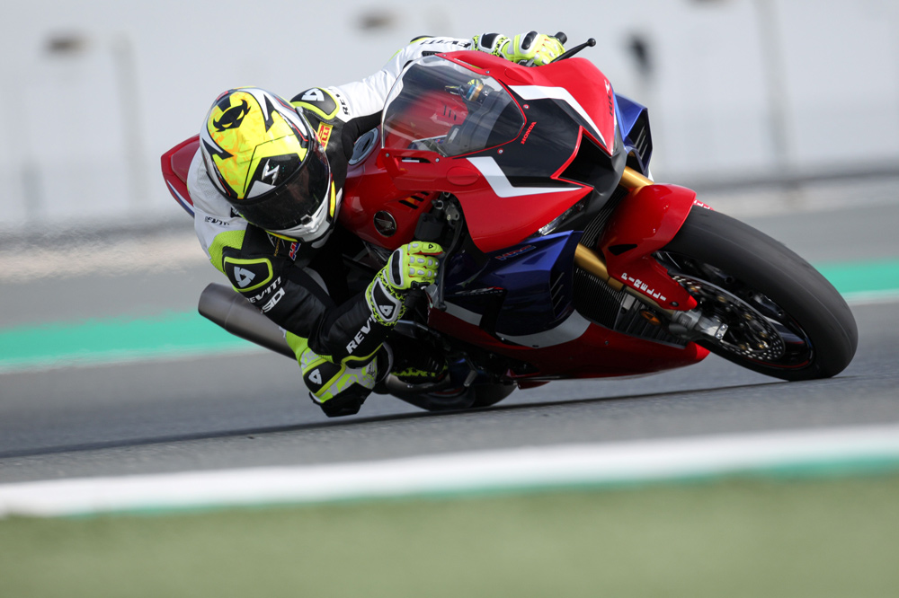 Alvaro Bautista y Honda te invitan a conocer mejor la CBR 1000 RR-R Fireblade