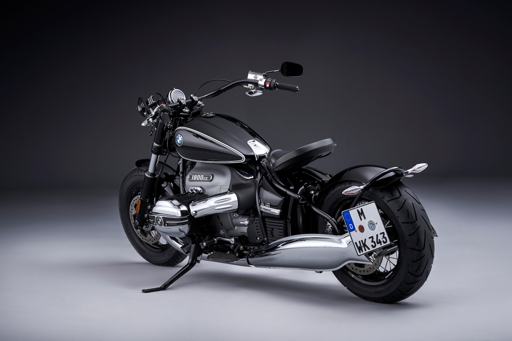 BMW R 18 First Edition con asiento suspendido