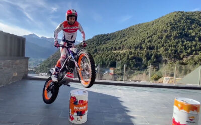 Toni Bou sigue entrenando desde casa. ¡Y de qué forma!