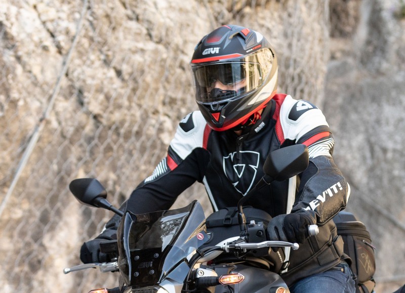 Casco integral 50.6 Stoccarda Follow de Givi