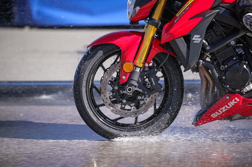 Desventajas de las motos y de los scooter