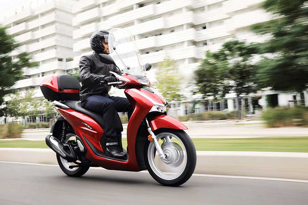 Anesdor pide al Ayuntamiento de Barcelona medidas para la moto