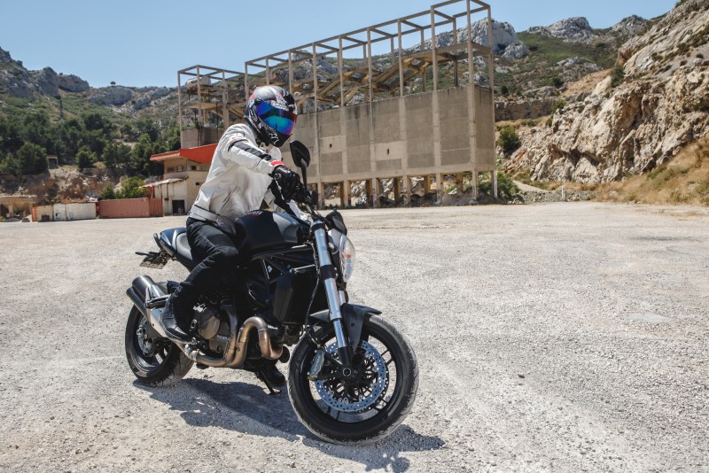 Casco Astone Helmets