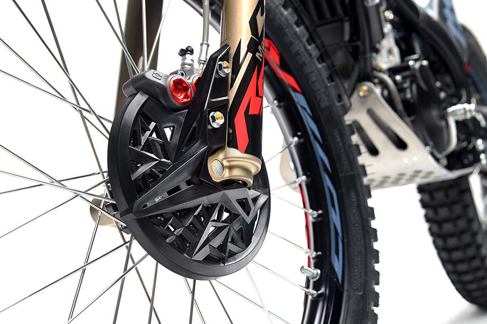 Detalle del freno delantero de la Montesa Cota 301 RR