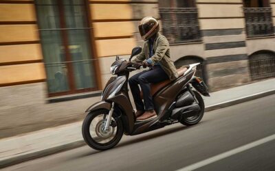 El carnet de moto y la convalidación: 125 y scooter de tres ruedas