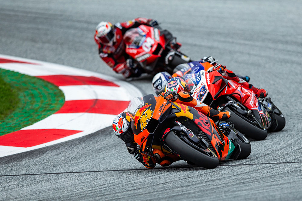 Pol Espargaró no logró la victoria del GP de Estiria tras tener que luchar con Jack Miller. Un tercer puesto le supo a poco.