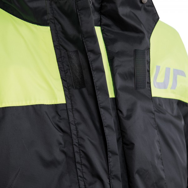 Detalle chaqueta de agua Wp-One de T.ur