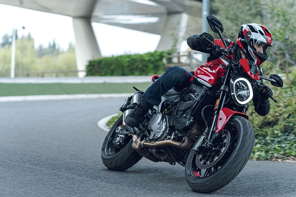 Ducati Monster Plus 2021