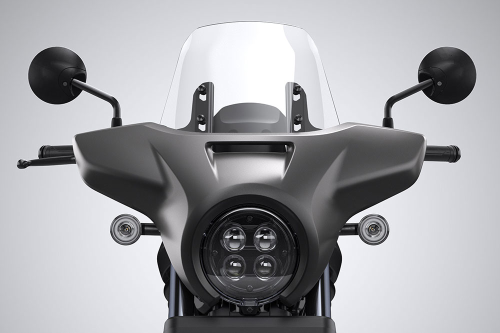 La pantalla parabrisas es un extra de las opciones Tour de la Honda CMX 1100 Rebel