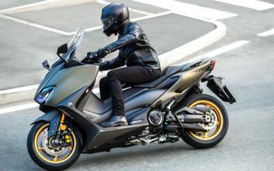 Yamaha T Max 560 2021: Mejoras en motor y acabados