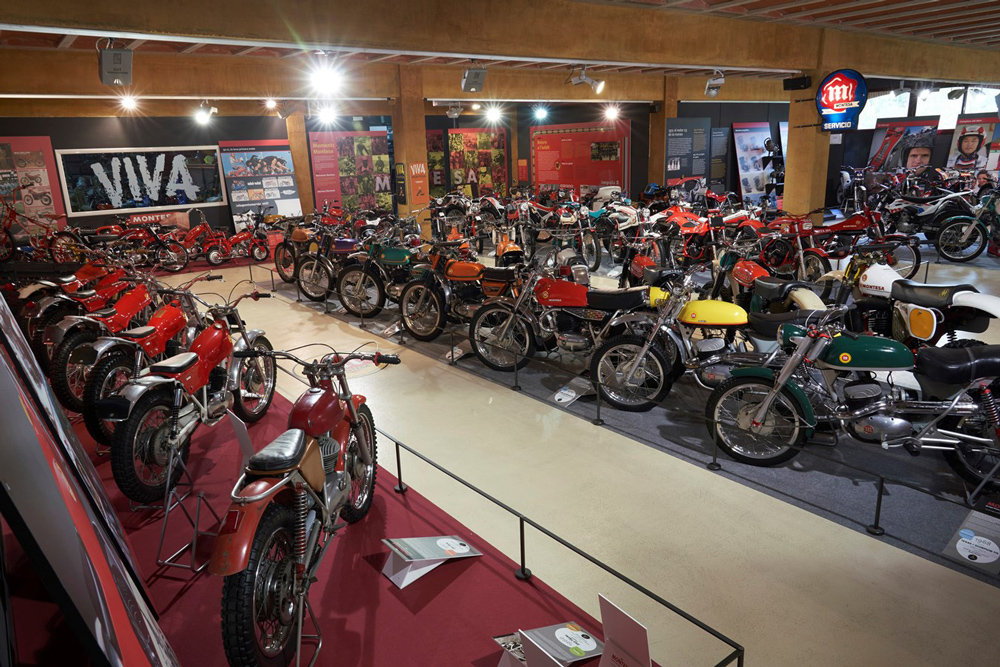Exposición de Montesa en el Museu de la Moto de Bassella