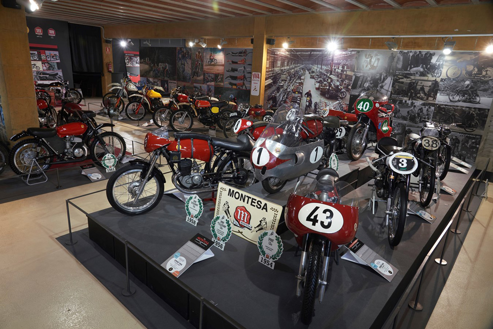 Exposición de Montesa en el Museu de la Moto de Bassella