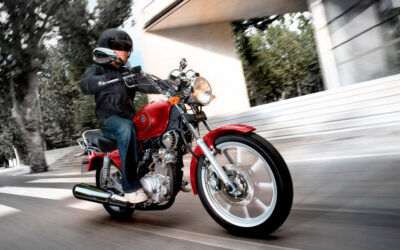 ¿Cómo conocer quién es el propietario de una moto?