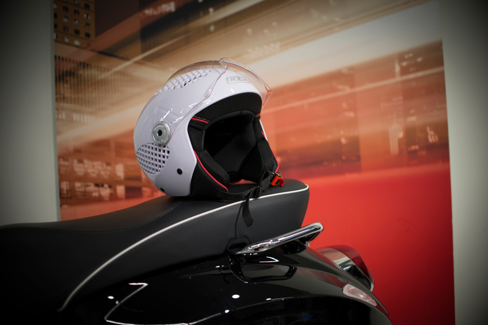 Casco jet B-Cool 3 de NZI