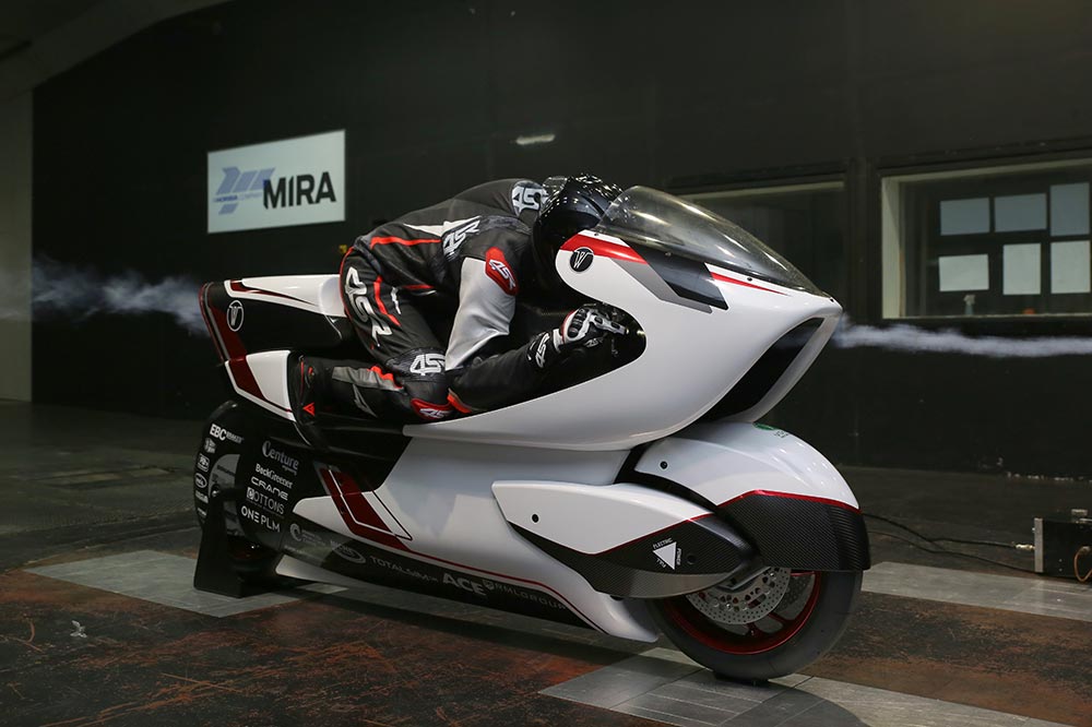 La White Motorcycle Concept sólo tiene 136 cv de potencia