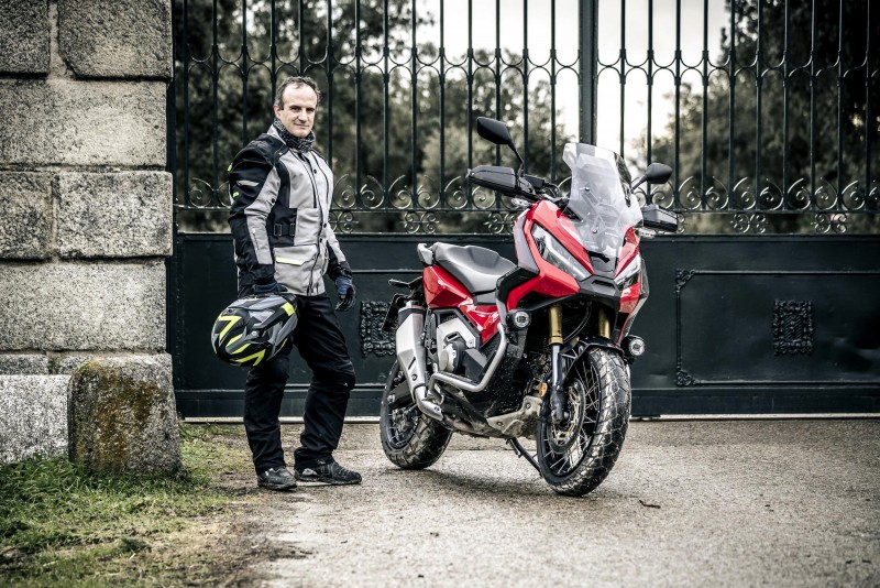 Moore, equipamiento para el motorista a precio asequible