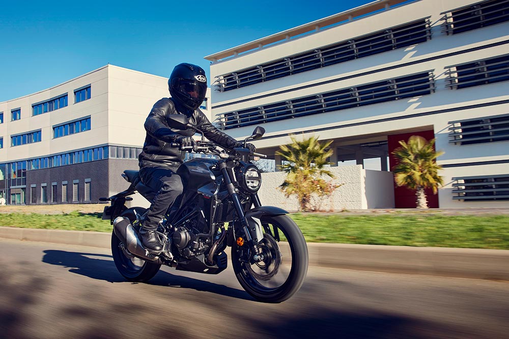 La Honda CB 300 R es una moto cien por 100 pensada para los usuarios del carnet A2