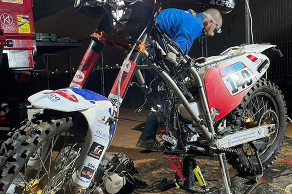 La moto de José María García se paró a 4 kilómetros de la salida