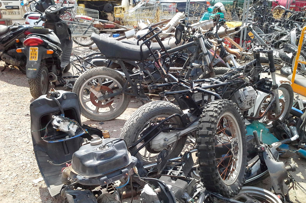 Tráfico puede dar de baja de oficio una moto si no ha pasado la ITV ni tiene seguro durante los 10 últimos años