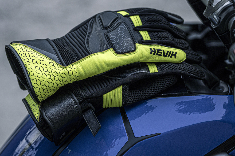 Guantes de verano Levante, Quasar y Auster de Hevik