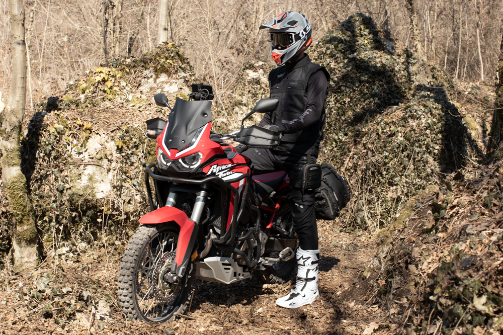 Bolsas de pierna AH209, RA307R2 y KMLW03 de Kappa