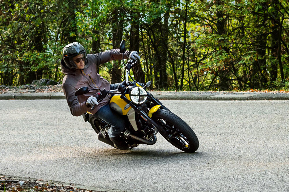 La version Icon es la Scrambler de iniciación a la gama