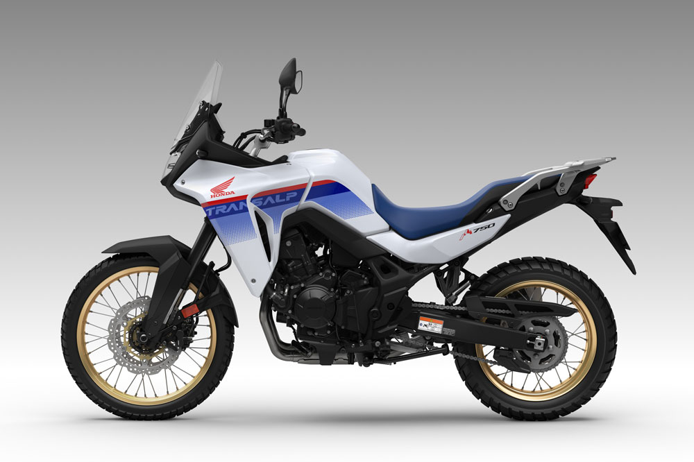 Honda ha logrado conservar parte de los rasgos estéticos de las primeras Transalp