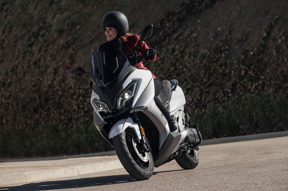 Un scooter eléctrico también tiene un ahorro a largo plazo