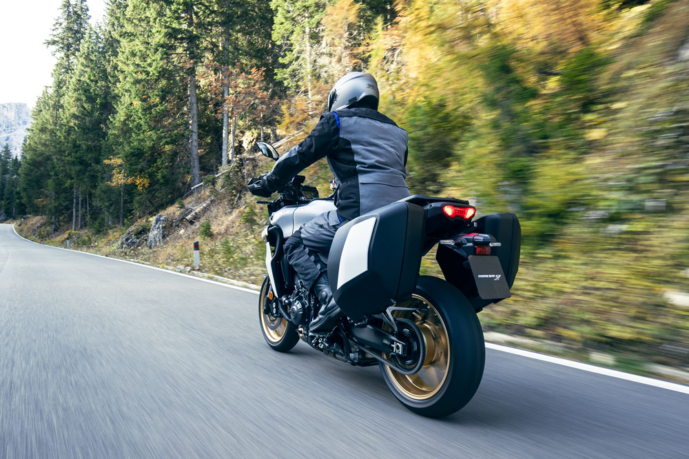 Con el nuevo control de crucero adaptativo podrás hacer rutas largas con un extra de comodidad