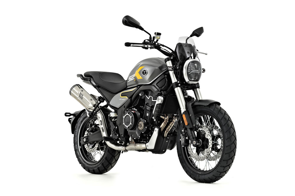 La Voge 525 ACX se sitúa en el límite de los 35 kw que te permiten usar para el A2