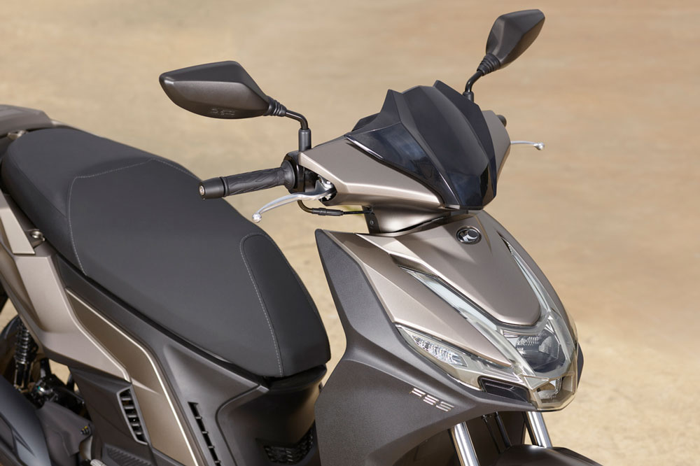 El nuevo grupo óptico de LED da una nueva personalidad al Agility City.