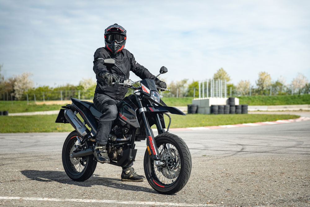 Las Supermotard es una forma divertidísima de iniciarte en el mundo de la moto
