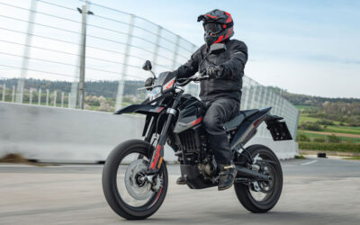 Malaguti XSM 125: ¿Por qué no una supermotard para el carnet de coche?