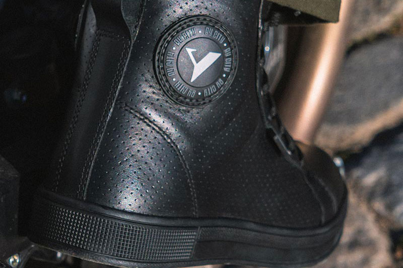 Botas Tradition II Black de By-City