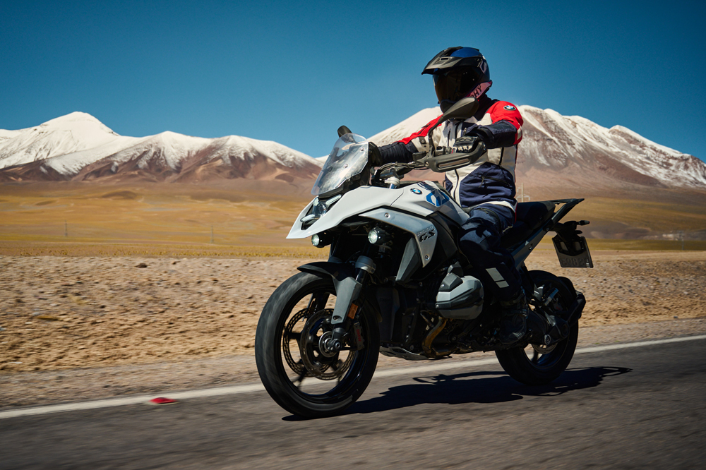 La nueva BMW R 1300 GS se la ve más ligera y aventurera que las versiones anteriores.