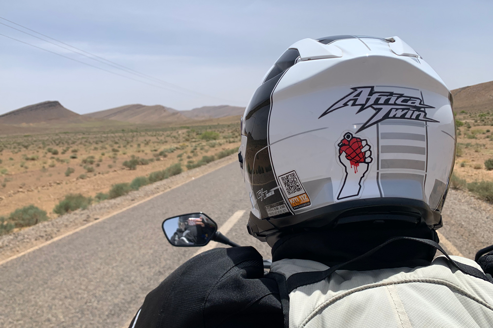 Elige bien tu equipamiento para tu viaje en moto por Marruecos.