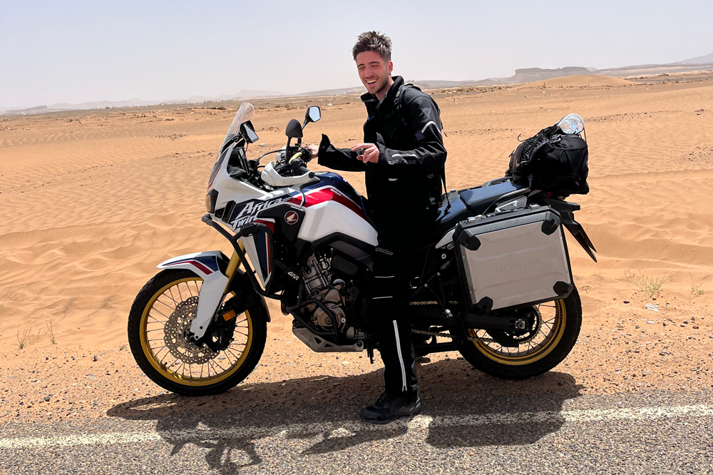 Moto trail con maletas, la mejor combinación para viajar cómodamente por Marruecos