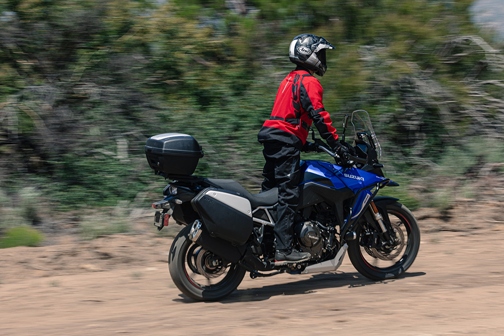 La Suzuki V Strom Tech tiene una completa gama de accesorios y maletas.