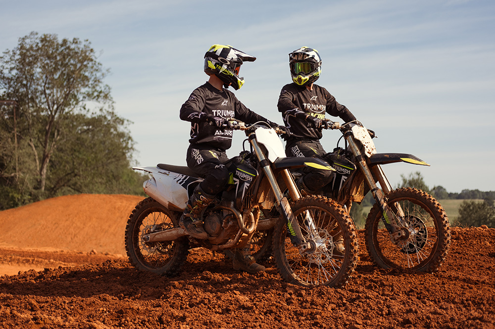 Junto con la Motocross, Triumph también prepara una versión de enduro.