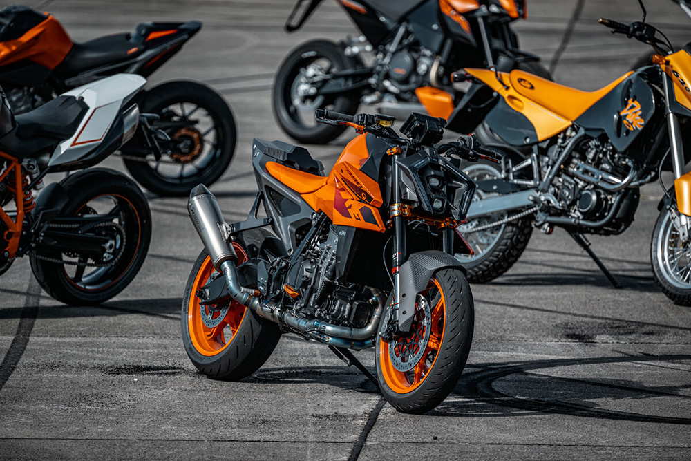 Las KTM Duke no han perdido su esencia de motos deportivas y simples.