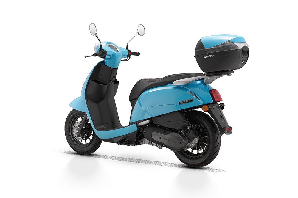 El QJ Motor LTR 125 es un scooter 100 por cien urbano.