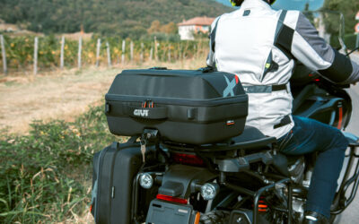 Top case y maleta XL09 de Givi, máxima adaptabilidad y funcionalidad para viajar