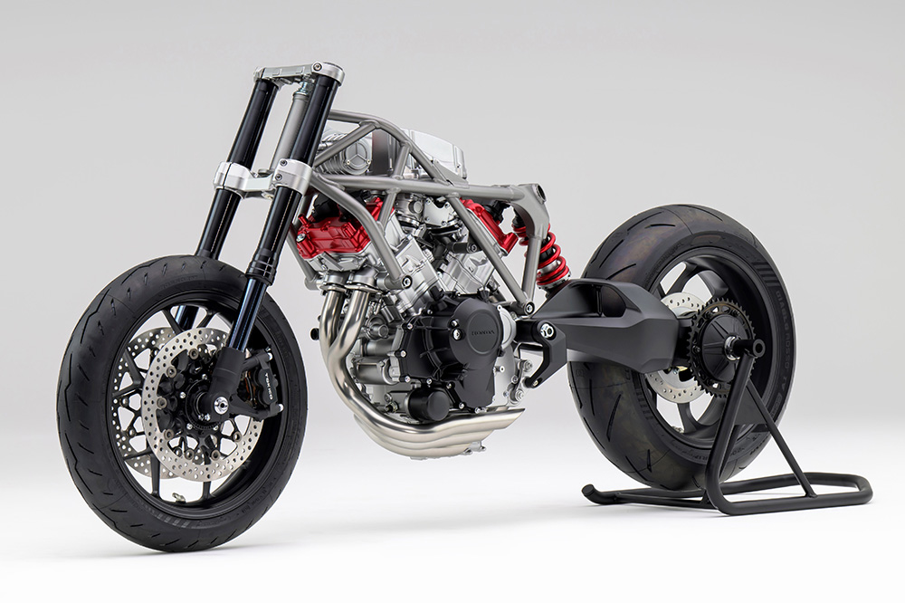 Estamos deseando ver qué motos llevarán este nuevo motor de tres cilindros en V.